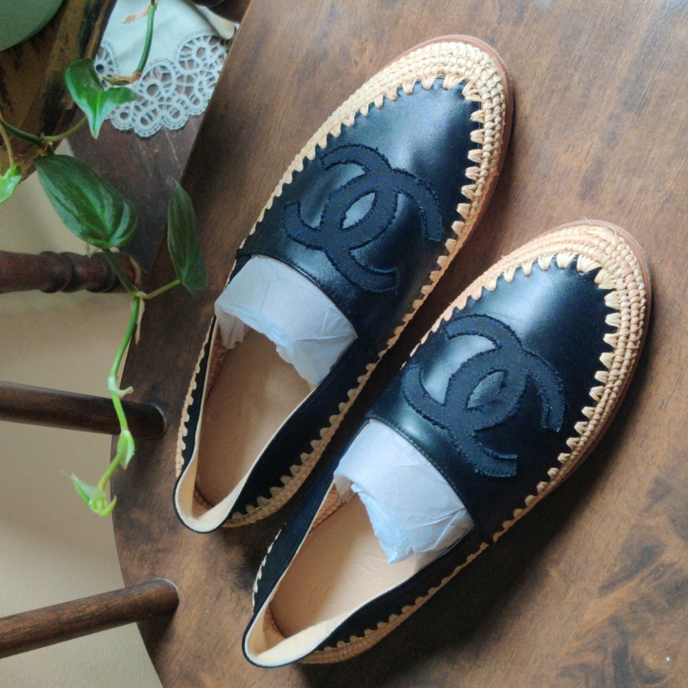 Chanel Espadrilles in Black size 7